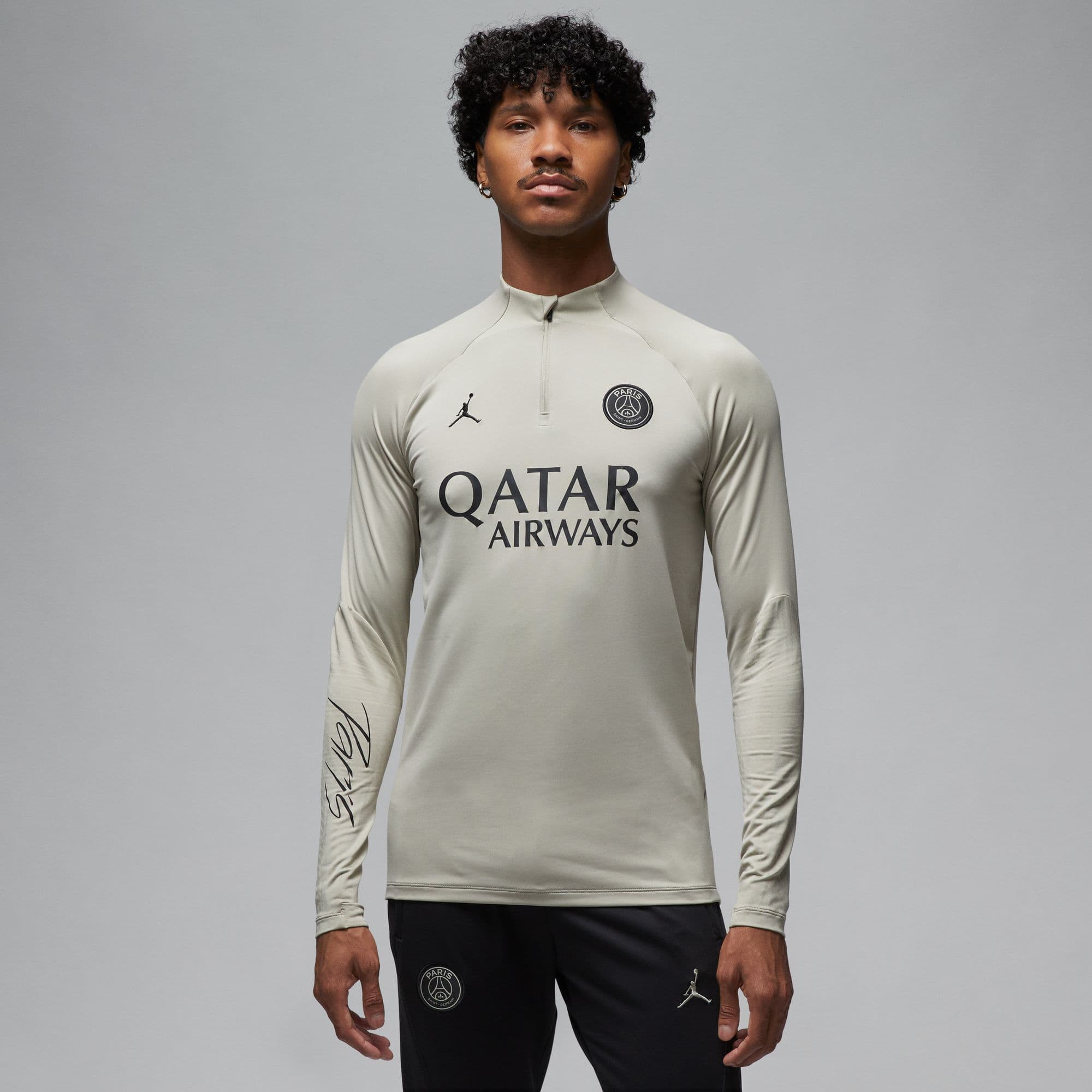 PSG FELPA ALLENAMENTO 1/4 ZIP JORDAN 2023-24