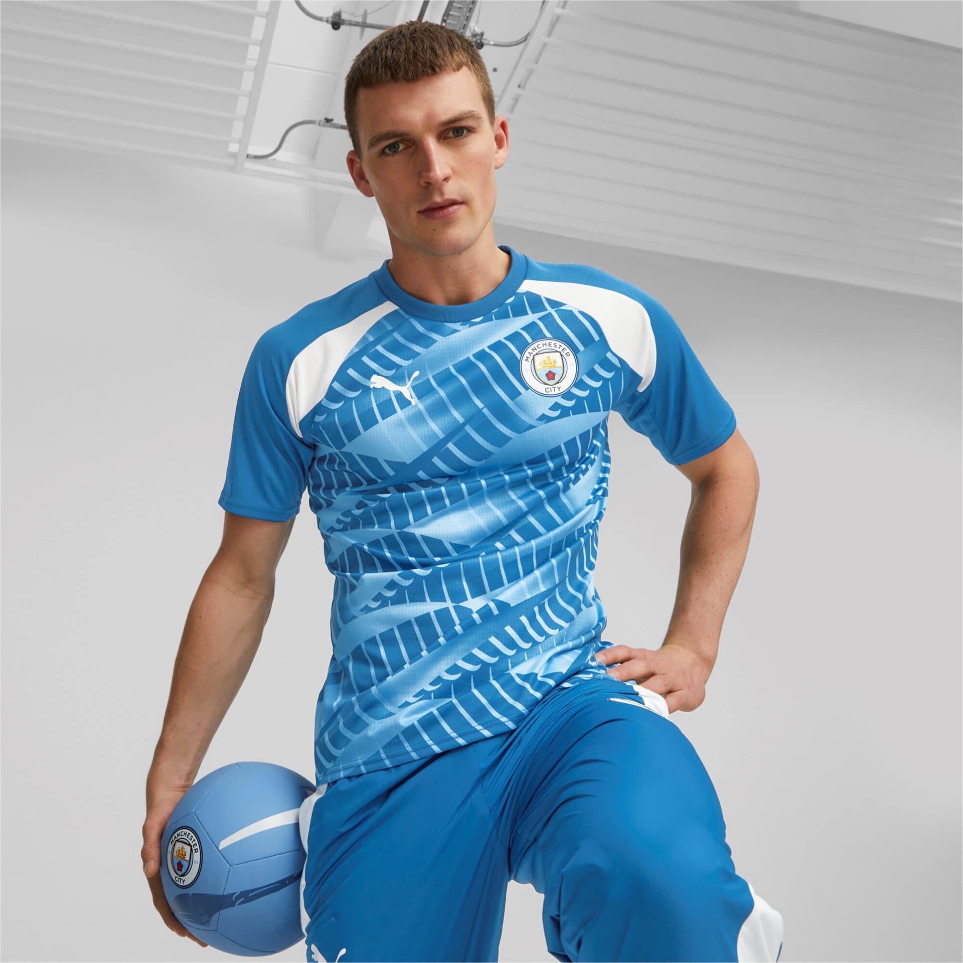 MANCHESTER CITY PREMATCH SHIRT 2023-24